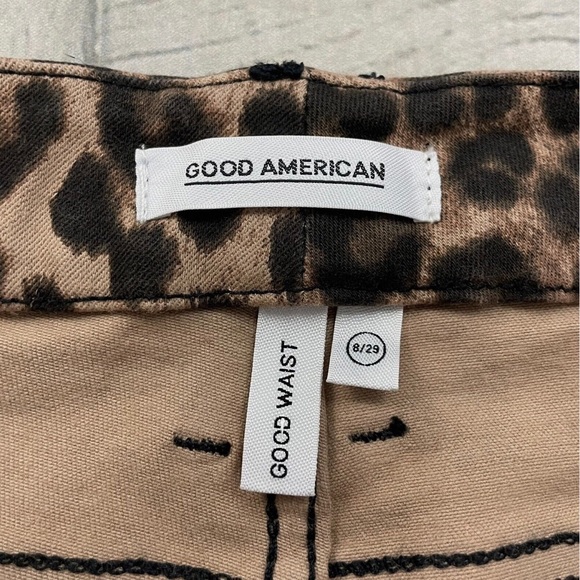 Good American Leopard Print Jeans - Picture 4 of 8